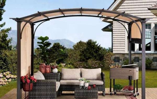 What Are The Advantages Of Awnings?