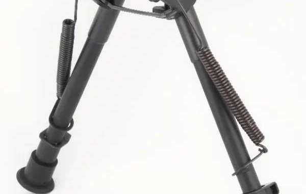 Ultra-light material bipod: can tilt to compensate for terrain