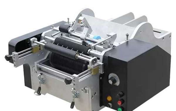 Role of semi-automatic cold glue labeling machine