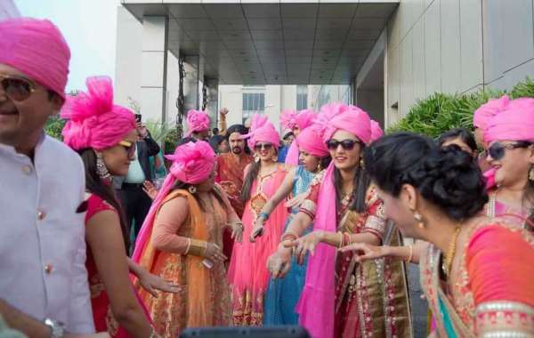 Colorful Wedding Pagri For Barati in Mumbai