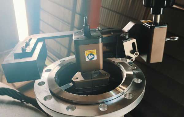 Small Flanges Solution- FI14M Flange Facing Machine