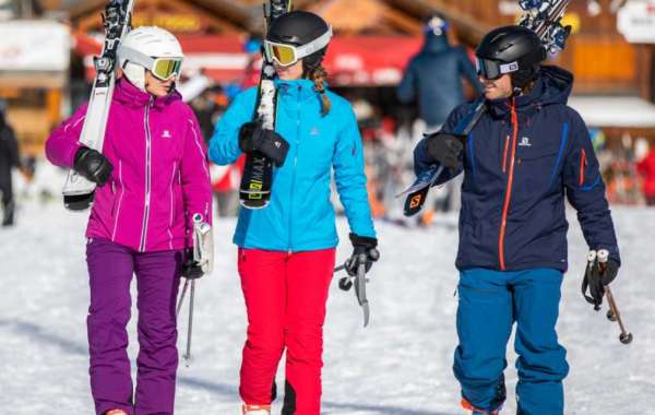 Introduction to the Characteristics of Ski Jackets - Detailed Articles