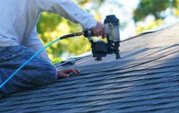 Choosing the Best Commercial Roofing Services in Chicago, IL