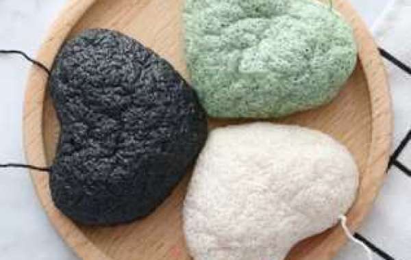 Why is konjac sponge more suitable for bathing babies?