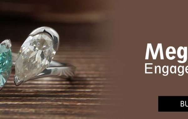 Megan Fox's Pear Toi et Moi Engagement Ring