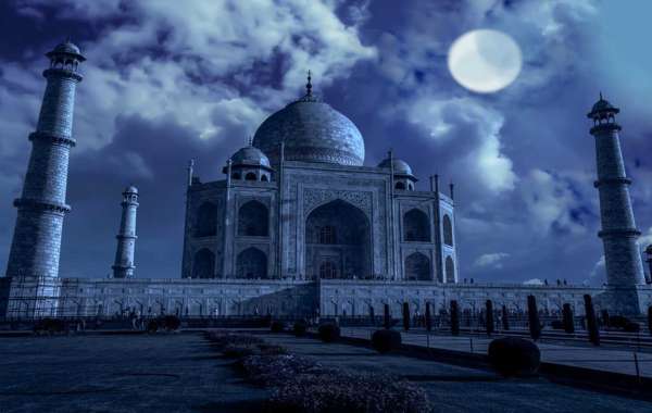 Delhi to Agra Same Day Trip: Unleash the beauty of Taj Mahal