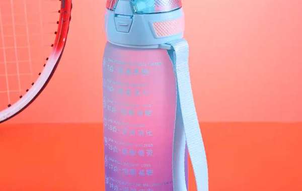 Inclusivity in Design: Water Bottles for Men and Women