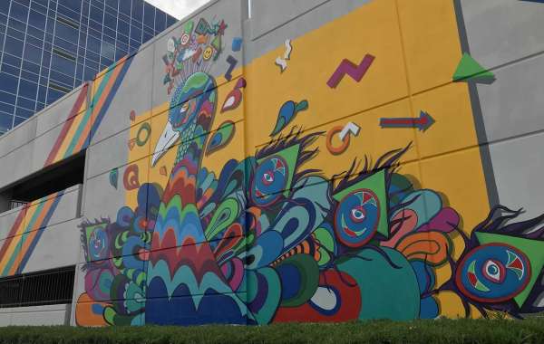 5 Reasons to Visit the Phoenix Arts District