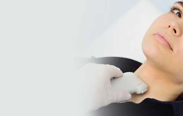 What Are the Warning Signs of Thyroid Cancer?