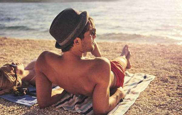 Shielding Your Skin: Essential Tips for Men to Prevent Sunburn in Summer"