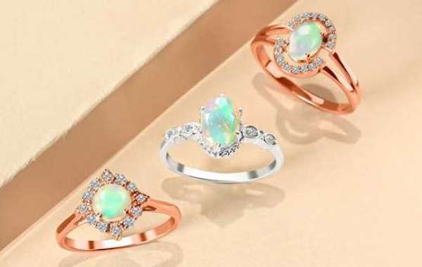 Why Should You Choose Opal As Your Engagement Ring