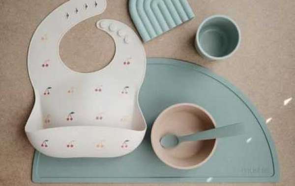 Buy Mushie Silicone Bibs Online with Master Messy Mealtimes