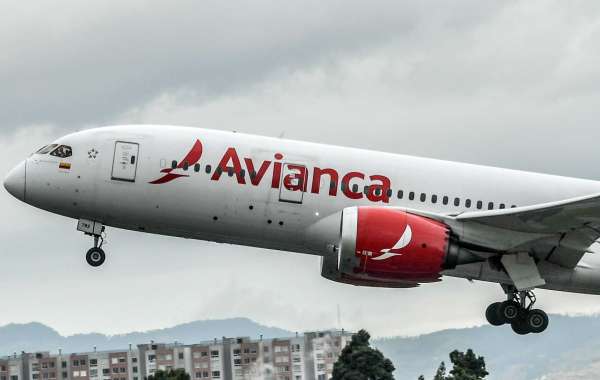 ¿Cómo llamar a Avianca España?