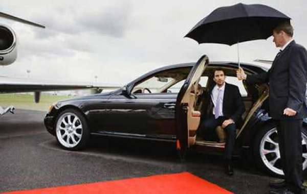 Elevate Your Travel Experience with Professional Airport Limo Services