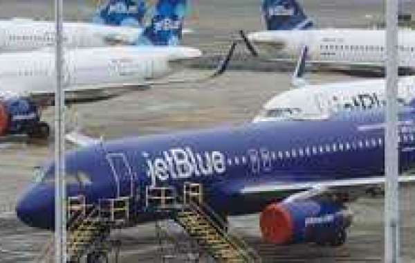 ¿Cómo me comunico con Jetblue Airlines desde español?