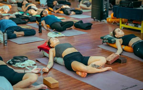 Reasons To Join The 300 Hour Yoga Teacher Training in Rishikesh