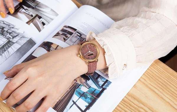 Elevate Your Style with Exquisite Luxury Wooden Watches from Our Store
