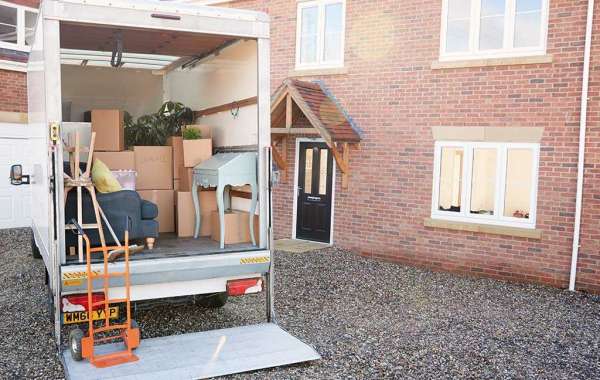 Seamlessly Navigate Your Move with Trusted Movers in London: House Movers