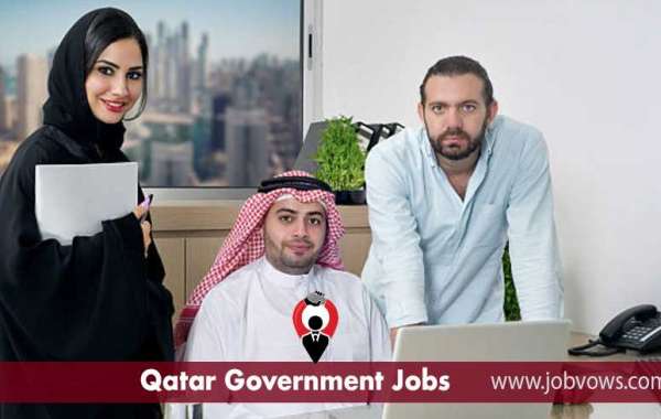 Navigating Qatar's Government Job Landscape: Opportunities and Insights