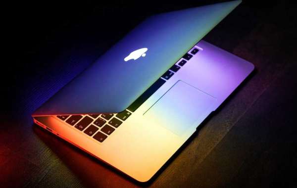 Expert MacBook Screen Replacement Services in Delhi by Lappy Maker