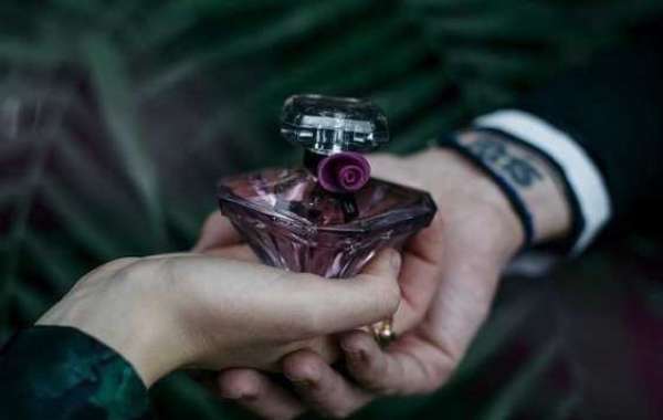 Unleashing the Scent: Your Ultimate Guide to Buy Perfumes in India